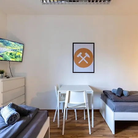 Xxl Worker Place * Herne