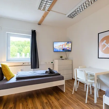 Xxl Worker Place * Herne