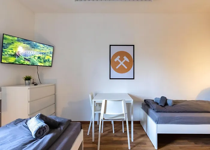 Xxl Worker Place * Herne